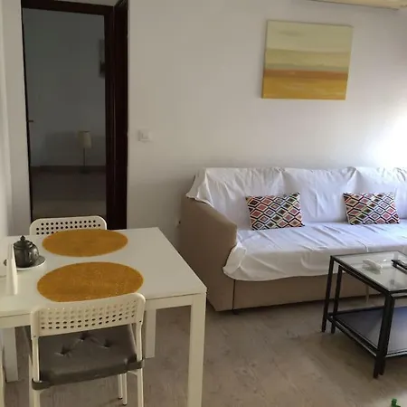 Downtown San Lorenzo Apartment *